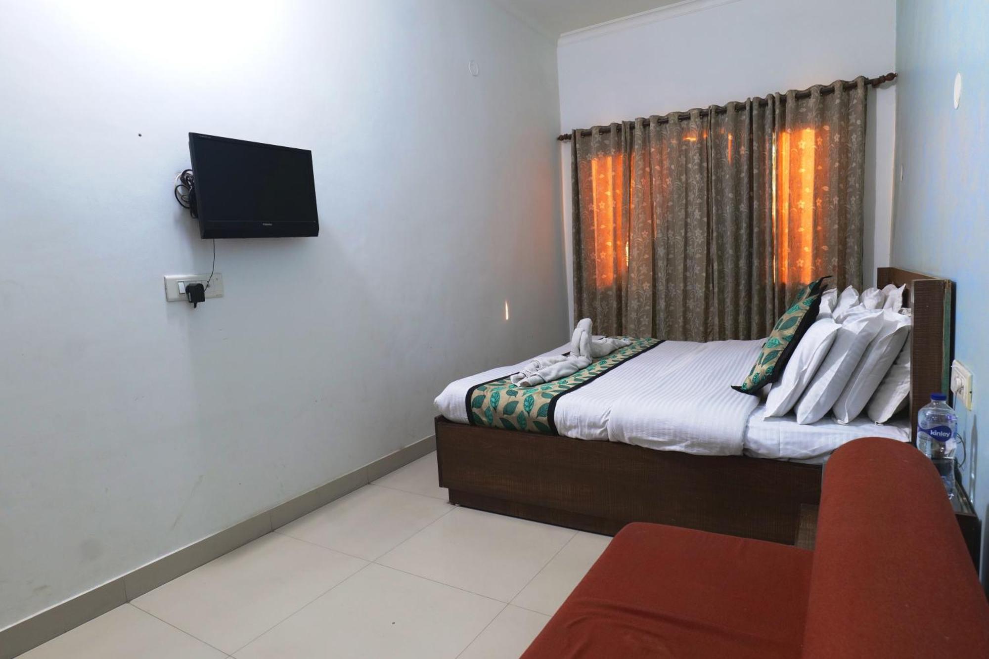 Hotel Holiday Comfort Amritsar Exteriér fotografie