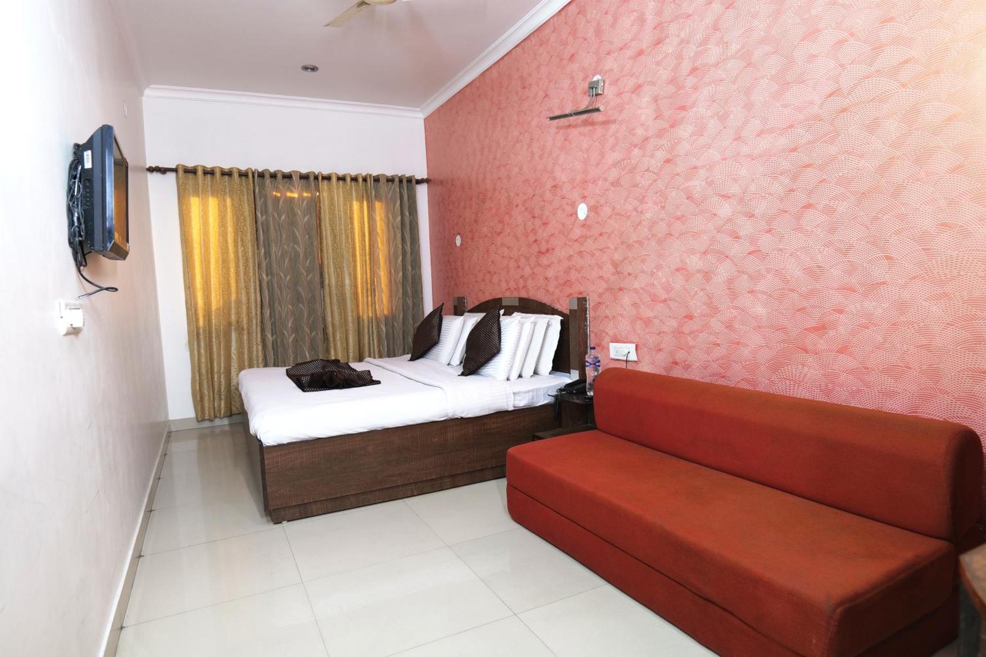 Hotel Holiday Comfort Amritsar Exteriér fotografie